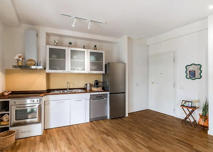 Lungotevere Bijou With Private Balcony *