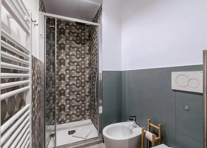 Apartment Lungotevere Bijou With Private Balcony Rom